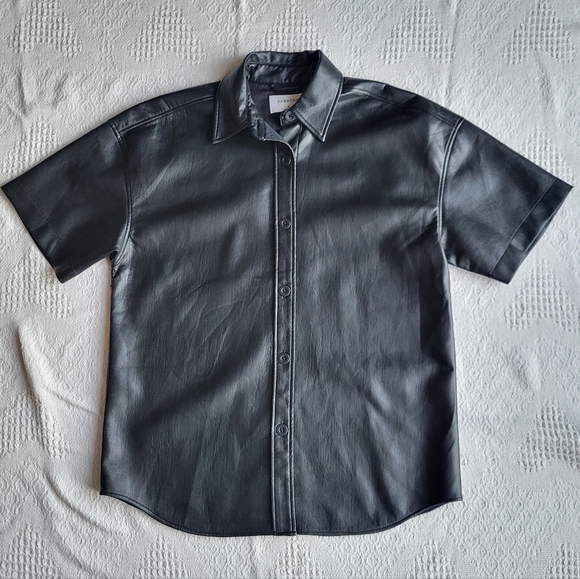 Aritzia Babaton Frances Button Up Faux Leather Short Sleeve Oversize Jacket - Picture 2 of 10